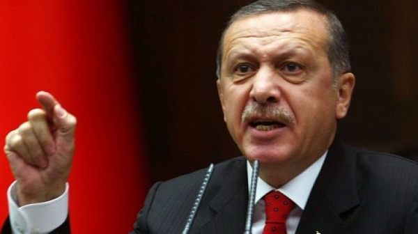 Турция затваря границите и небето си за Иракски Кюрдистан