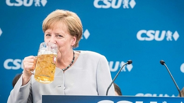 Блокът на Меркел се очертава победител на изборите