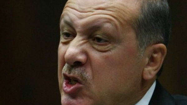 Гръцки министър нарече Ердоган ”луд”