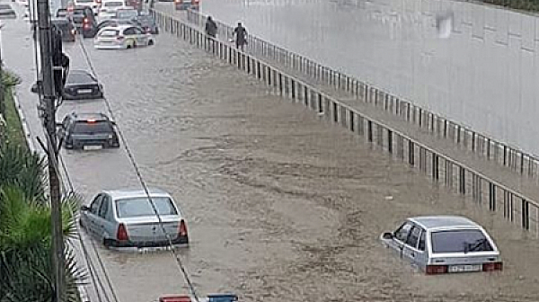 Потоп в Сочи преди футболния четвъртфинал Хърватия- Русия