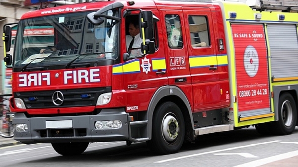 Има жертви и десетки ранени при пожара в 27-етажен блок в Лондон