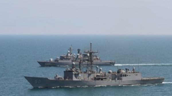 Три натовски кораба пуснаха котва в Черно море