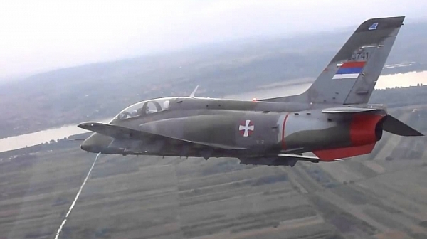 Сръбски военен самолет се разби, единият пилот загина