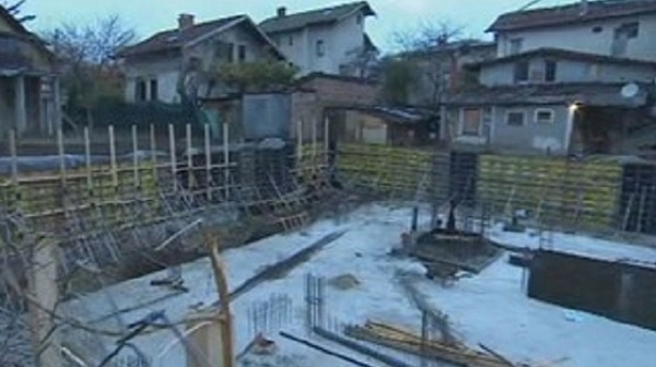 Къщи заплашени от срутване в „Люлин”