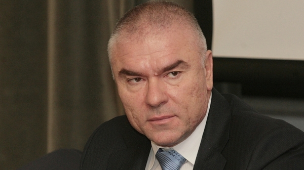 Марешки: Каракачанов и Симеонов са черните овце в правителството, излагат го