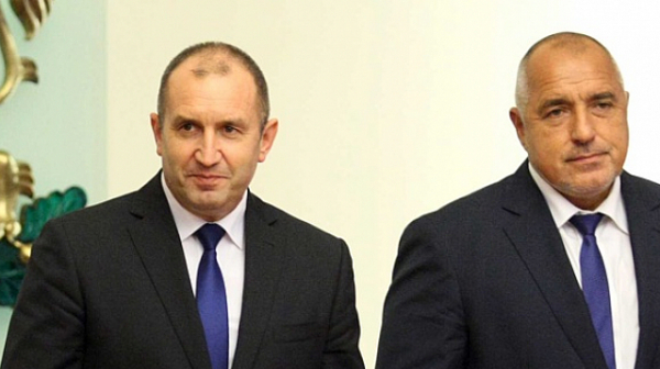 Радев и Борисов ще бистрят отношенията  със Скопие на консултативна среща