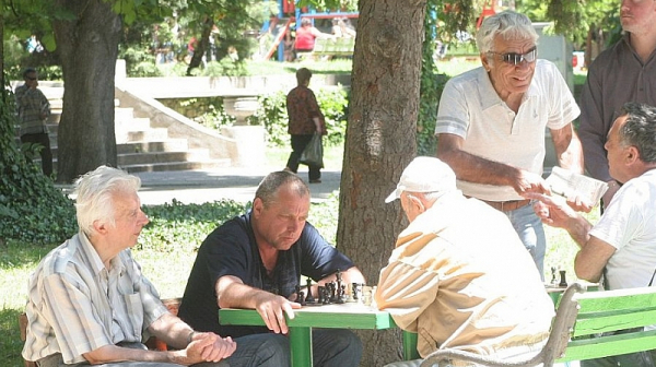 12 хиляди българи ще са ощетени от новата пенсионна формула