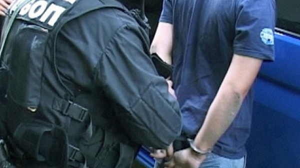 Терористът от Пловдив се оказа ученик с психични проблеми, сигнализирали близките му