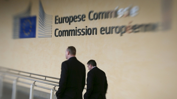 ЕК отпуска 120 млн. eвро за безжичен интернет