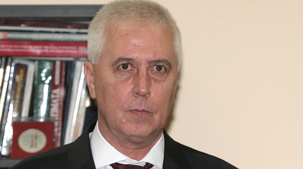 Здравният министър Николай Петров при медиците от болница ”Шейново”
