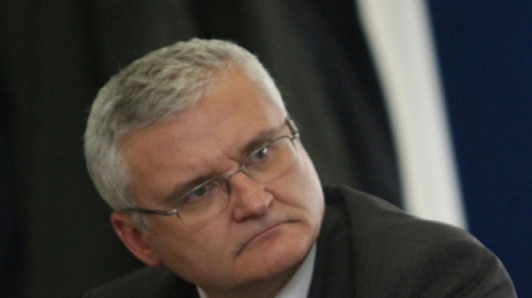 Минчо Спасов: НСО е излишна, наследи елитарността и слугинажа на УБО!