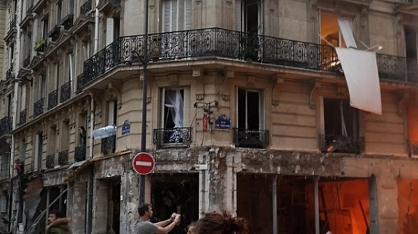 Мощен взрив в центъра на Париж, четирима загинали /видео/