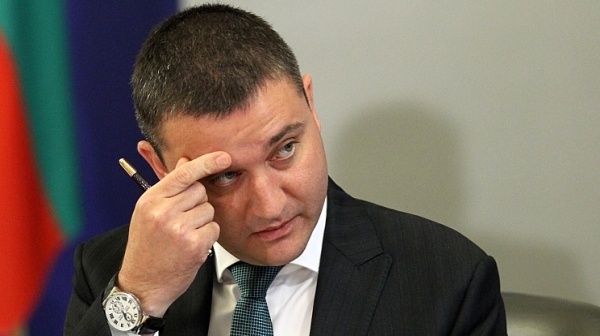 Горанов: Нека президентът да каже кой пази Митьо Очите