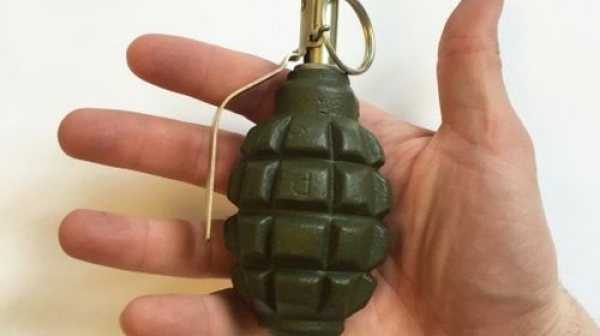 Баща метна гранати в украински съд