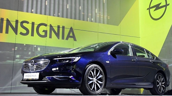 Новото поколение на флагмана Insignia на Opel празнува своята българска премиера
