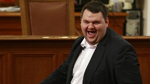 Трима депутати, сред които Пеевски, никога не са взимали думата в НС