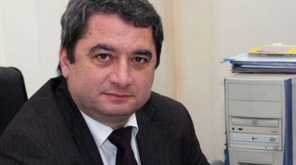 Адв. Е. Йорданов: Прокуратурата първо задържа, а после събира доказателства