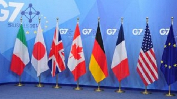 За Г-7 поведението на Русия е зловредно, но оставиха вратата отворена