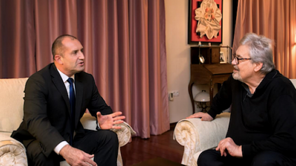Президентът Радев се срещна със Стефан Данаилов