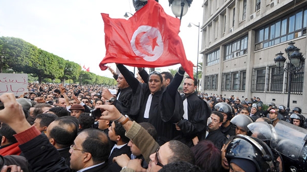 Масови протести в Тунис