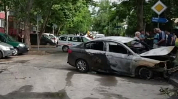 4 автомобила изгоряха в Русе