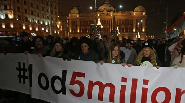 Протестите в Сърбия обхващат и други градове