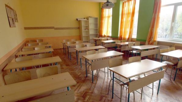 Деца от 39-то училище, невзети до 18:00 ч., ще бъдат водени в РПУ