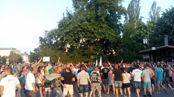 Протест срещу циганското насилие в Нова Загора