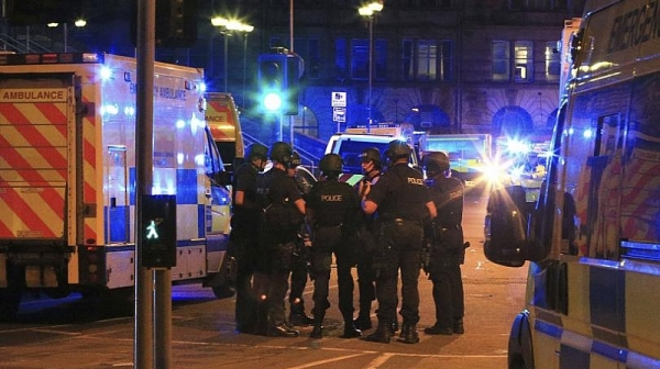 Осем души са задържани за атентата в Манчестър
