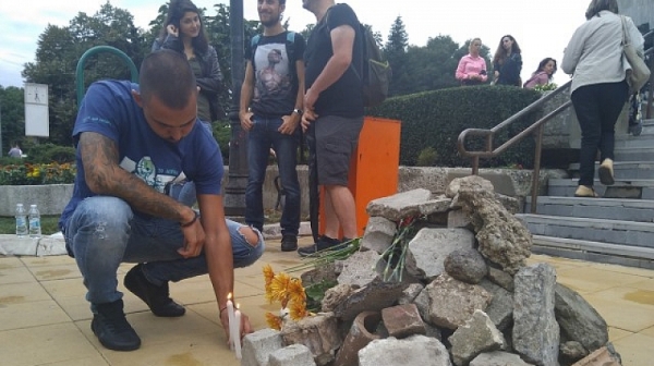 Нова грамада на гнева във Варна и протести в София заради убийството на балетиста