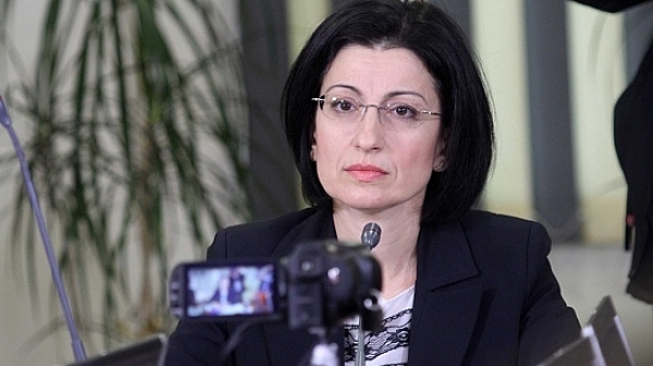 Соня Найденова: Решаваща дума за избора на шеф на ВАС има президентът Радев