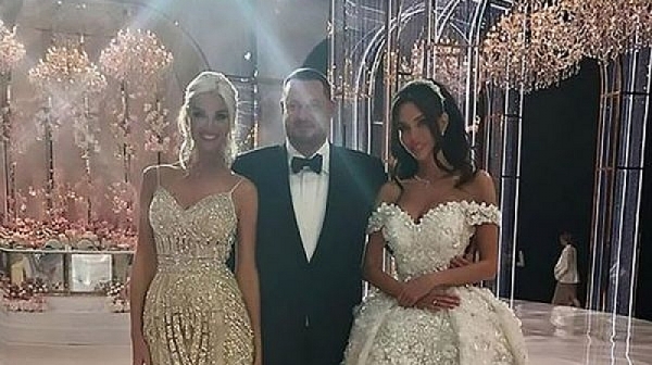 Руски милиардер-олигарх пръсна милиони долари за сватбата си