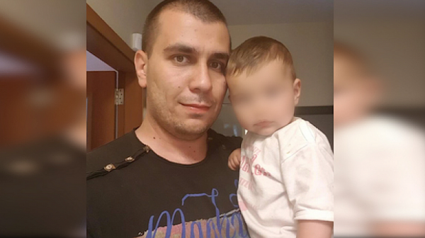Близки на убитата Дарина: Таксиметровият шофьор можел да спаси детето