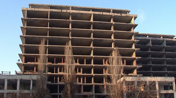 Камарата на архитектите иска спиране на строежа на детската болница в София