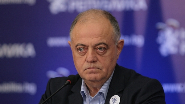 Ген. Атанасов пред Фрог: Нямам доверие на президента, обслужва искания на управляващите