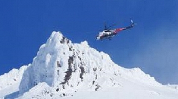 Китай разреши 2 непалски вертолета да издирват Боян Петров
