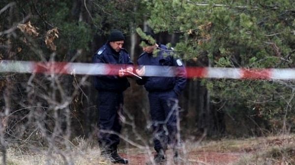 Убита жена и обесен мъж са намерени в гора до Кубрат