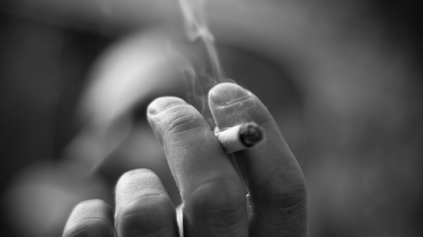 Всеки трети или четвърти пушач у нас купува нелегални цигари
