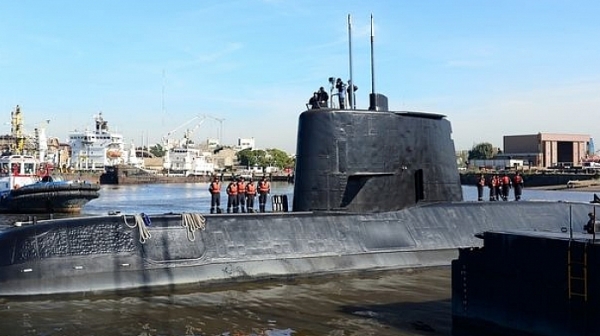 Без следа от аржентинската подводница, подала сигнал за авария преди да изчезне