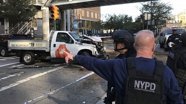 Още една стрелба в Манхатън, двама простреляни