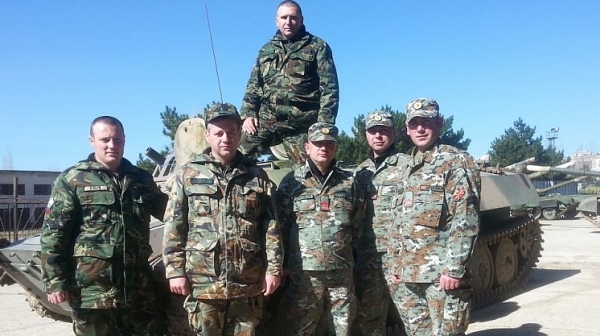 В Сливен обучаваме македонци за танкисти