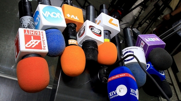 Подслушват ли се журналисти? Фрог потърси тяхното мнение