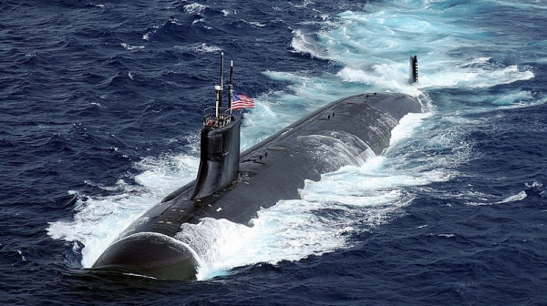 САЩ пуснаха на вода нови две атомни подводници