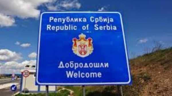 Сърбия разрушава най-големия нелегален лагер за бежанци
