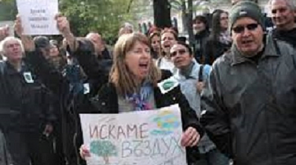 Протестиращи жители на ”Младост” блокираха бул. ”Андрей Сахаров”