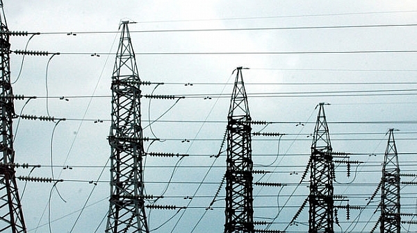 КЕВР ще опита да ограничи поскъпването на тока от 1 юли