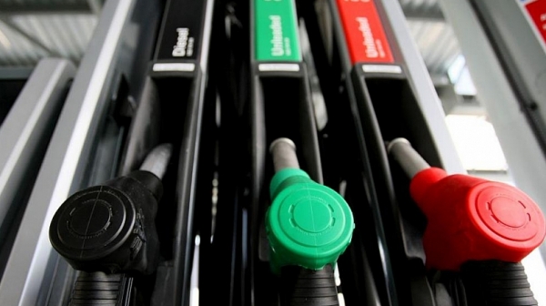 За по-ниска цена на горивото предлагат да отпадне биодобавката