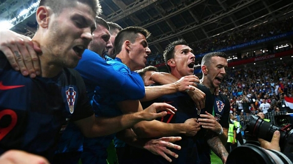 Хърватия би Англия и се класира за исторически финал