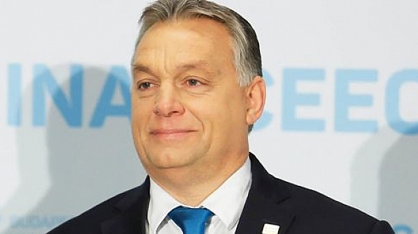 Орбан дава рамо на Сърбия за членство в ЕС