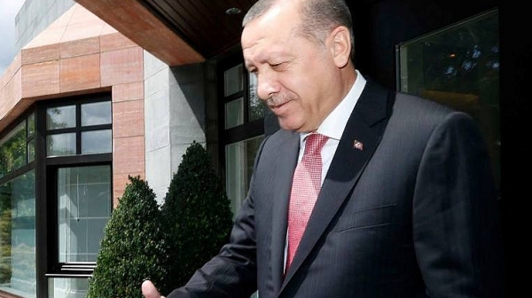 Ердоган плаща милиони за избягали в Гърция пучисти